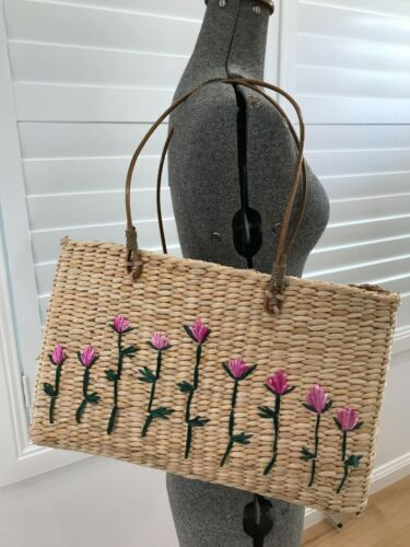 Cottagecore boho bohemian straw grass rattan style floral embroidered bag picnic - Image 7