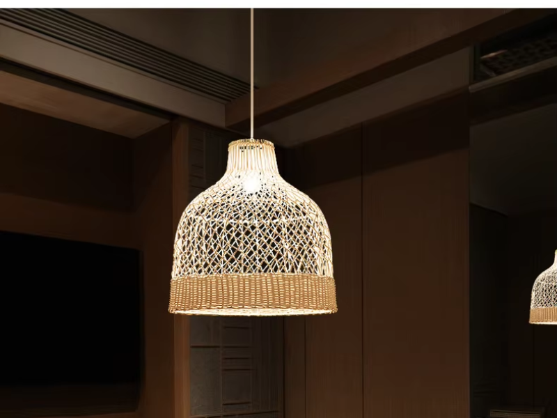 Rattan Pendant Light with Hexagonal Grid Pattern