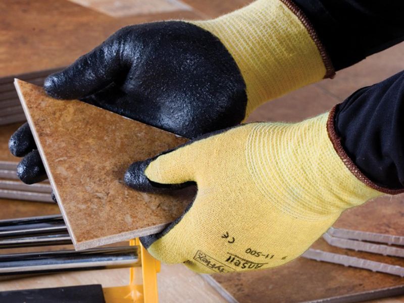 Always wear gloves to protect your hands from cuts or splinters when working with rattan or other materials