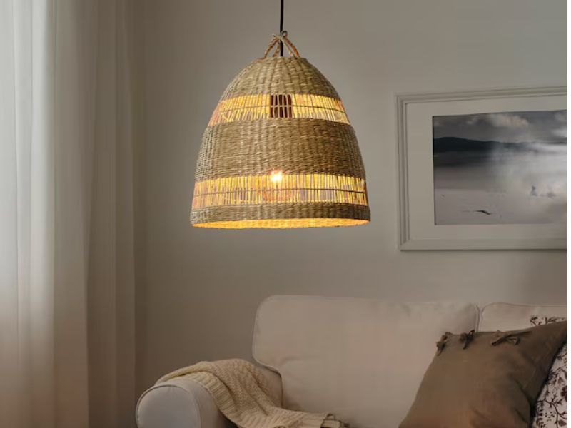 Choose the rattan pendant light size based on the room area and lamp size