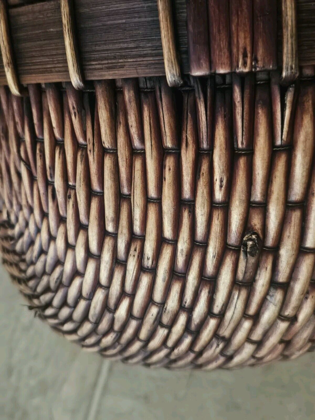 Large Woven Wicker Round Brown Basket Sturdy Planter Storage Home Decor Vintage - Image 5