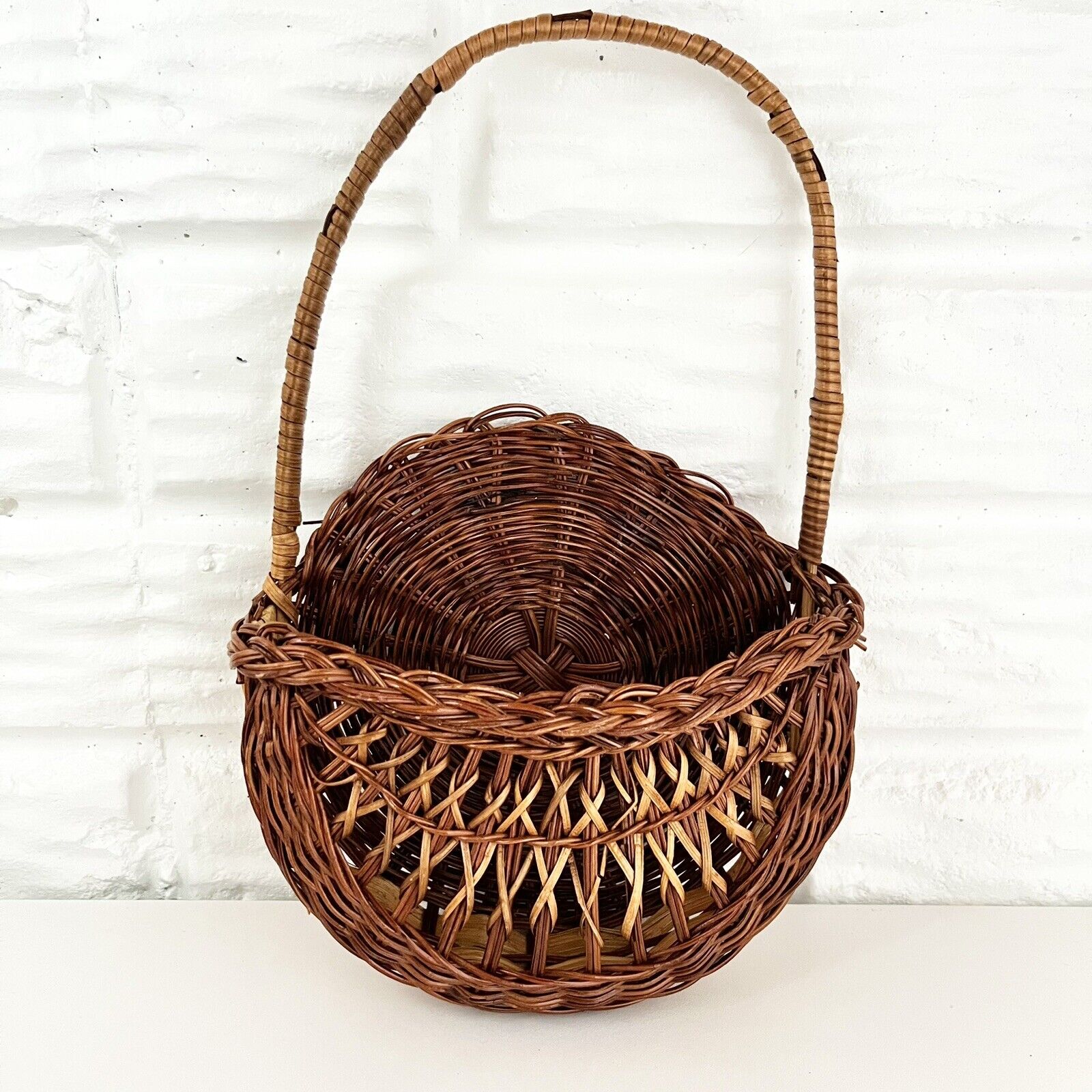 Vintage Wicker Wall Pocket Basket Planter Natural Home Decor 10x6”Cottagecore - Image 2