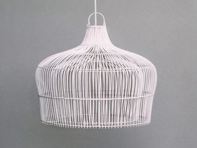 White rattan sculpted pendant light 4191157